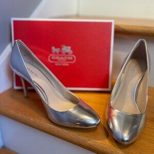 Coach Nala Mirror Metallic Pumps | NWT | Size 7.5